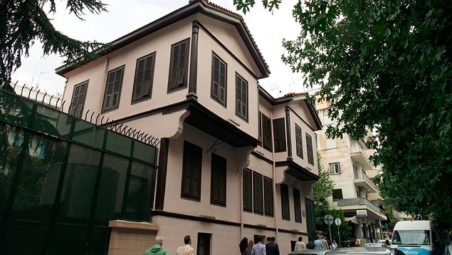 Atatürk, 19'un katı olan 1881 yılında 19. yüzyılın bitimine 19 yıl kala doğdu.